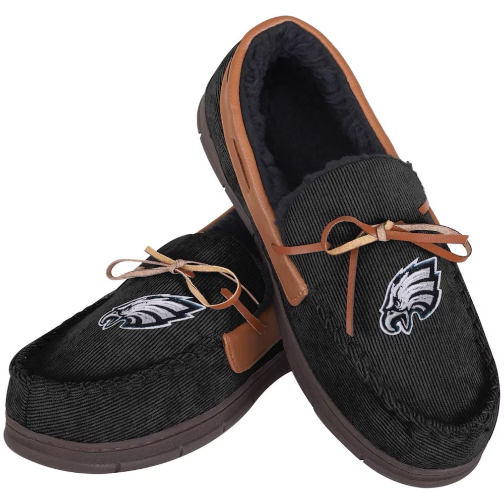 Men's FOCO Philadelphia Eagles Corduroy Moccasin Slippers